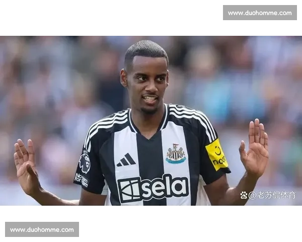 伊萨克遭纽卡隔离训练！转会博弈升级，红军 1.1 亿报价引发信任危机